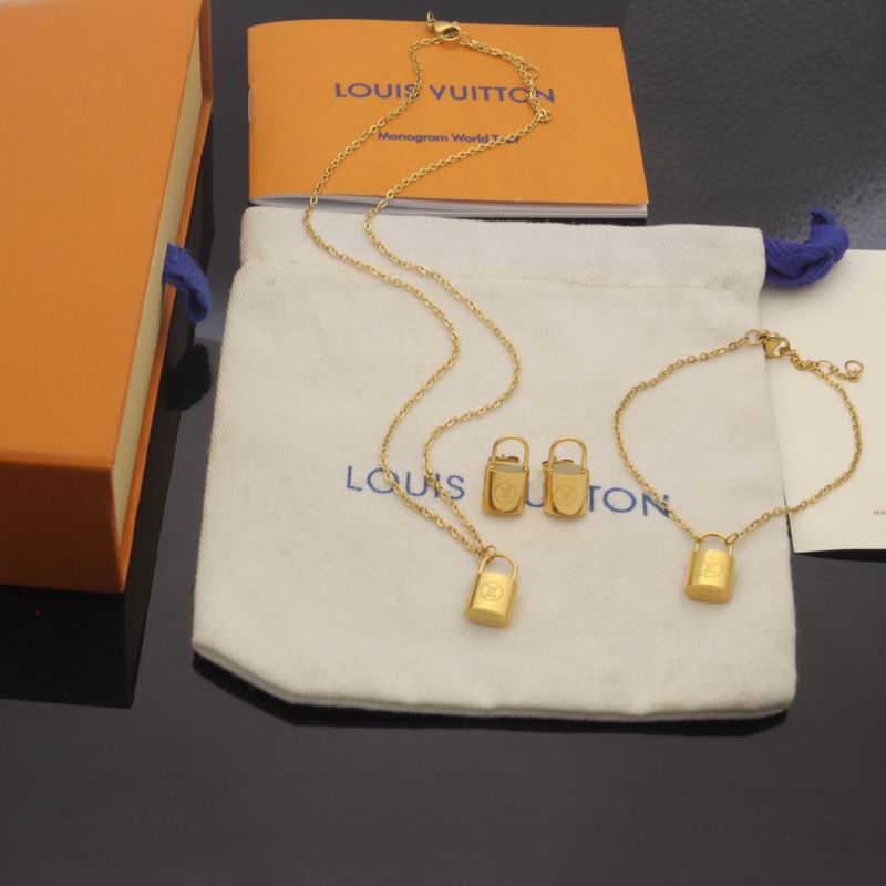 LV Suits 07yxs25